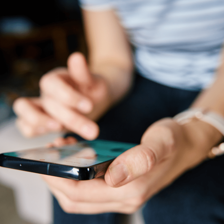 managing stress, social media, mental health